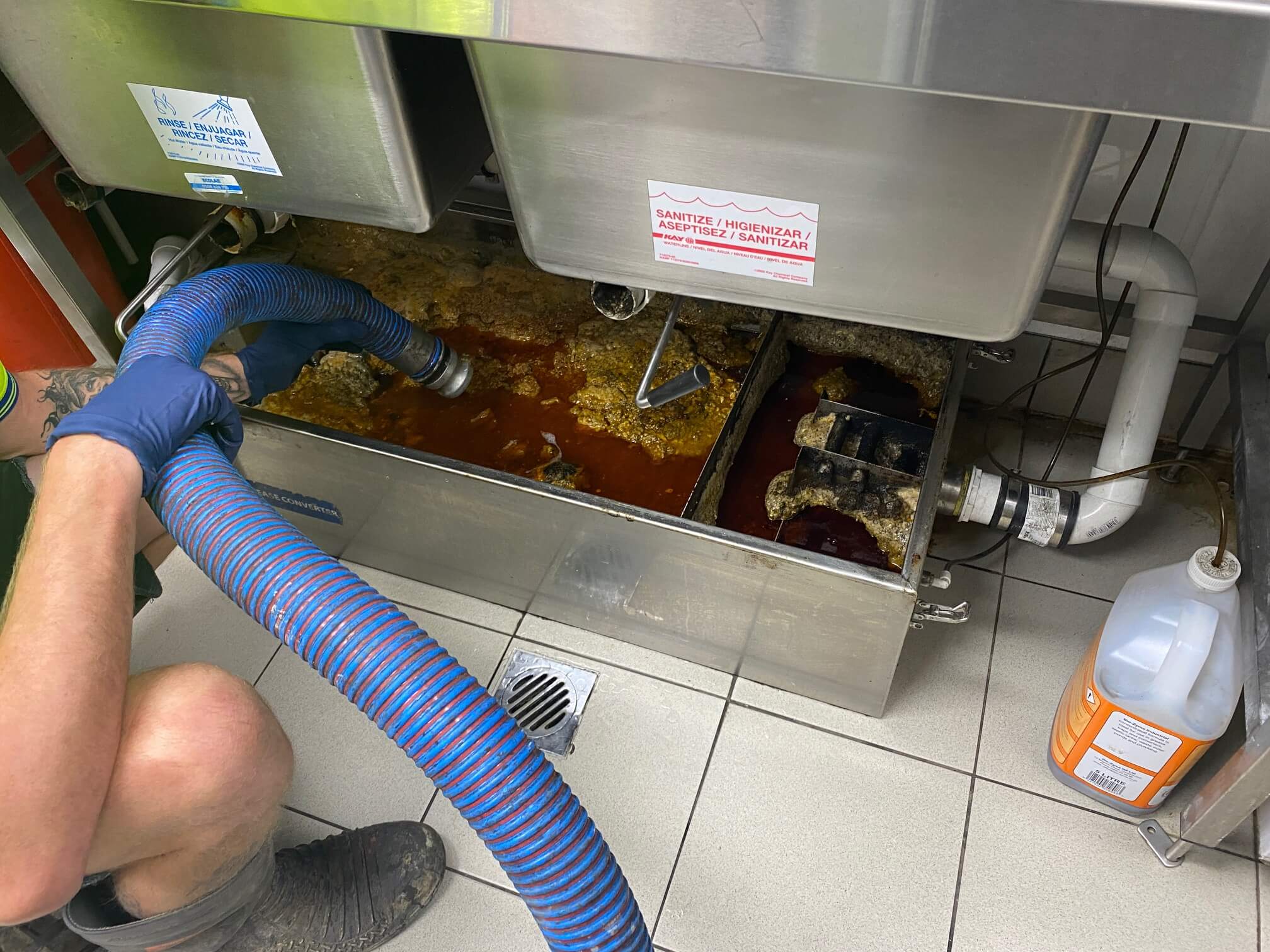 Grease Trap Cleaning in Livonia